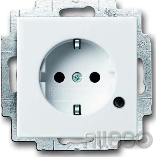 Bild: Busch-Jaeger SCHUKO(R) Steckdosen-Eins. m. LED Kontr 20 EUCBL-84