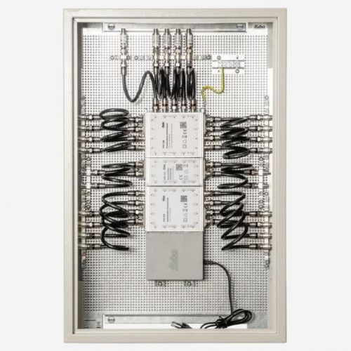 Bild: Fuba FMP 520 SL Multischalter-Paneel im Gehäuse,1 Sat,f.20TN,kompl.vormontiert