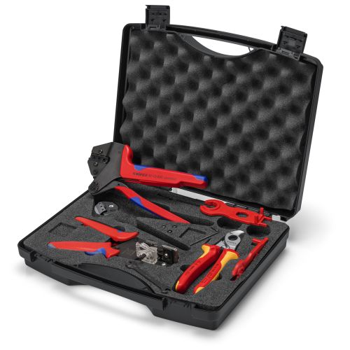 Bild: Knipex Werkzeugkoffer fuer Photovoltaik MC4